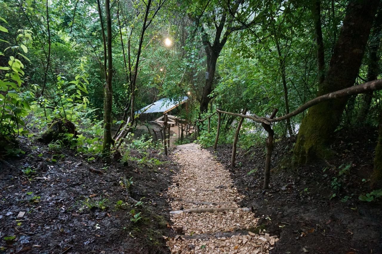 Отель Glamping Georgia Krikhi Амбролаури Экстерьер фото