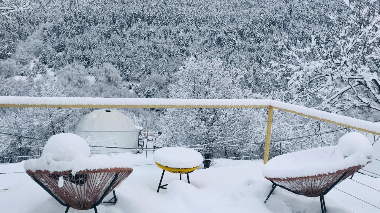 Отель Glamping Georgia Krikhi Амбролаури Экстерьер фото